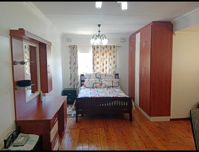 4 BEDROOM HOUSE FOR SALE IN LINCOLN MEADE
